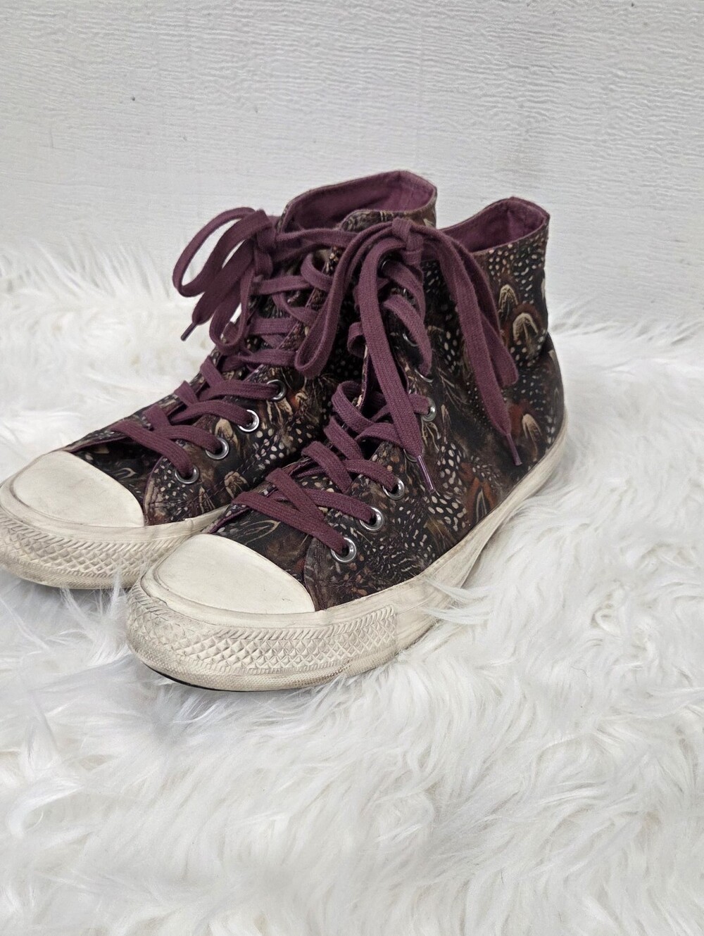 Converse High-Top Canvas Sneakers in Plum Feather Print 9 - Picture 10 of 13